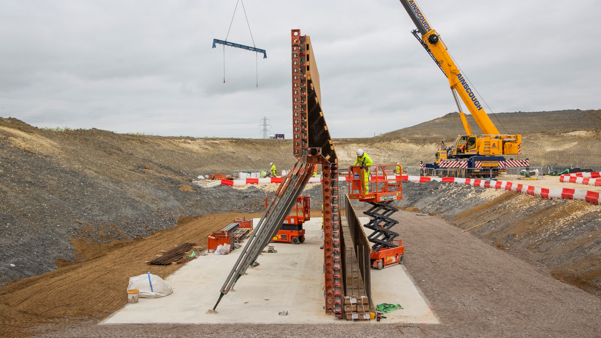 Skanska GeoBIM for CDM section(A428 project) (1).jpg