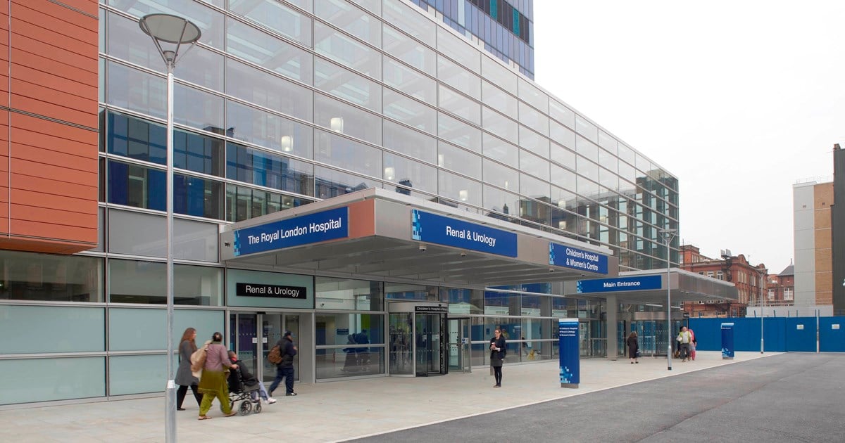 Royal London Hospital team opens new doors | www.skanska.co.uk