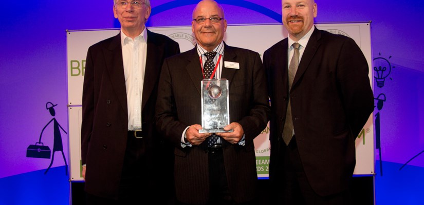Left to right: Guy Baulf - Serco Director, Brian Parke - Skanska Pre-construction Director and Paul Brown - Ministry of Justice Project Manager. Left to right: Guy Baulf - Serco Director, Brian Parke - Skanska Pre-construction Director and Paul Brown - Ministry of Justice Project Manager.